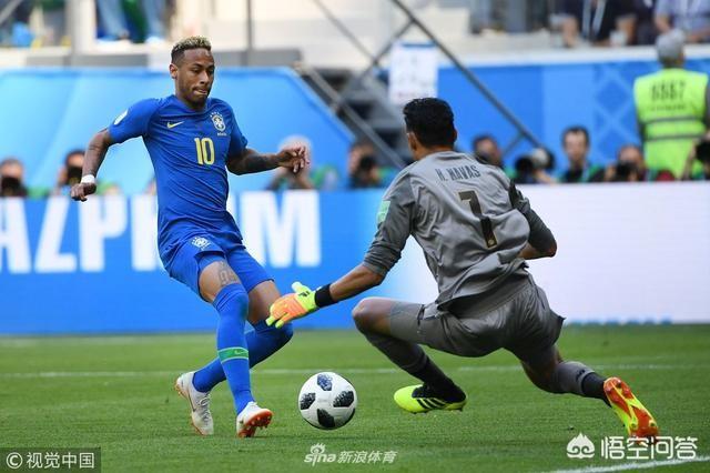 内马尔比赛结束后哭泣