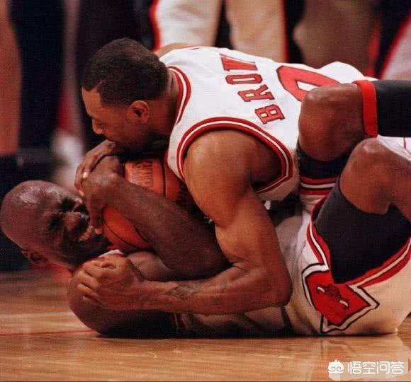 NBA比赛用球能随便拿走吗