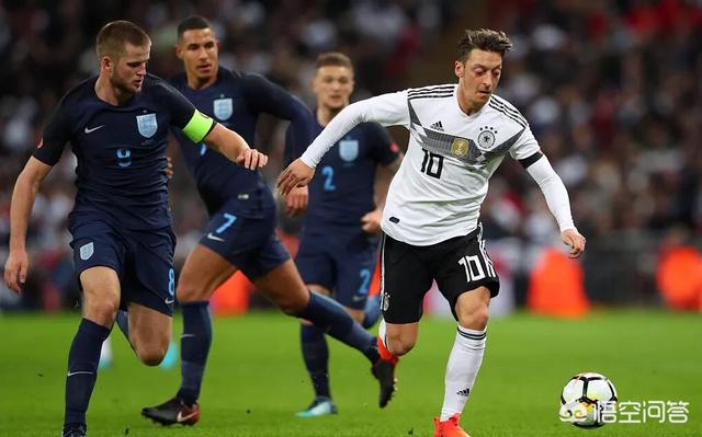 英超和德甲哪个联赛踢得最好